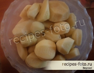 Картошка в духовке с мясом и грибами