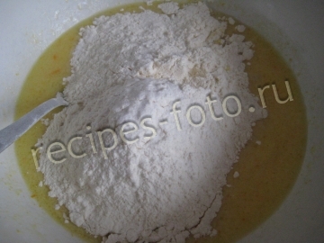 Апельсиновый пирог с грушами и апельсином на кефире