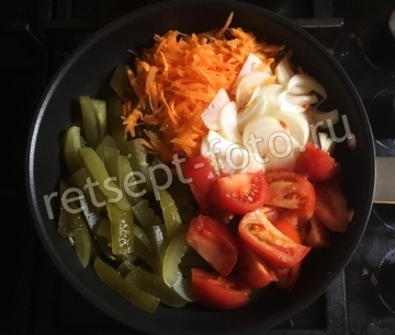 Азу из телятины с солеными огурцами