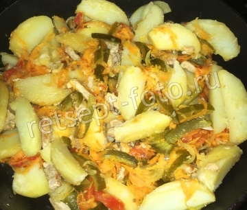 Азу из телятины с солеными огурцами