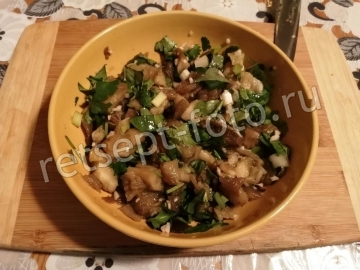 Баклажаны с чесноком и зеленью