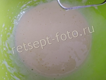 Банановый кекс с орехами в мультиварке