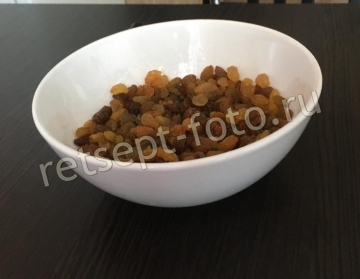 Банановый кулич с изюмом