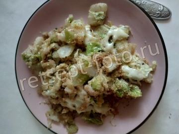 Белокочанная капуста с яйцом и сыром в духовке