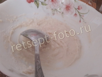 Бисквитный торт с ореховым коржом, заварным кремом и вареньем