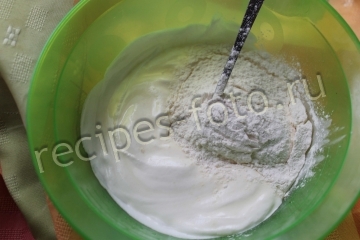 Бисквитный торт со сгущенкой и вишней