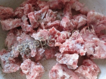Блинный торт с мясом и картошкой