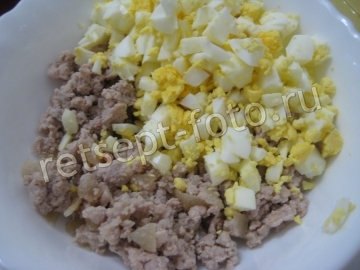 Блины с мясом и яйцом