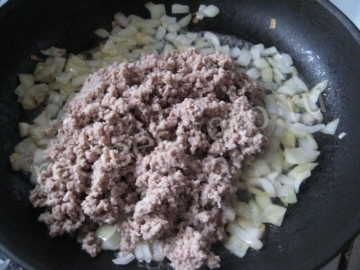 Блины с мясом на кефире
