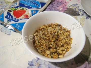 Блины со сгущенкой и орехами