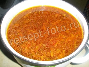 Борщ с грибными ушками