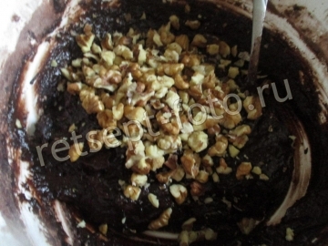 Брауни с финиками и орехами без сахара