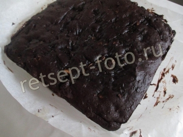 Брауни с финиками и орехами без сахара