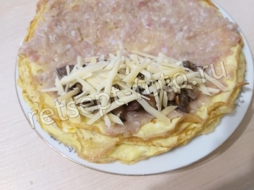 Бризоль с куриным фаршем, грибами и сыром