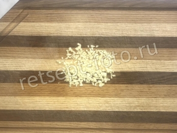 Брускетта с сыром и помидорами