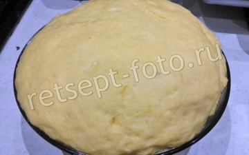 Булочки "Розочки" с изюмом на дрожжевом тесте