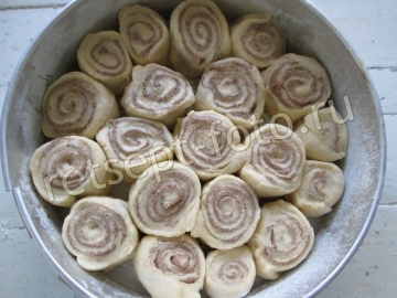 Булочки Синнабон со сгущенкой