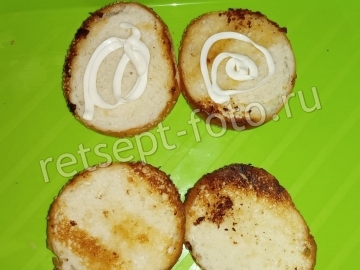 Бургеры с котлетой и сыром
