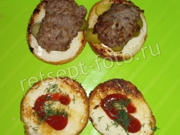 Бургеры с котлетой и сыром