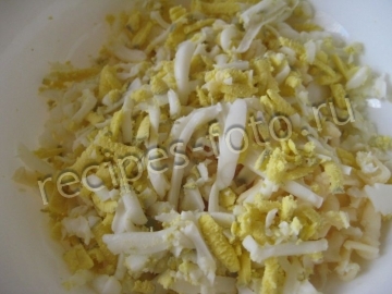 Бутерброды с крабовыми палочками, яйцом и сыром