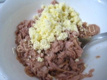 Бутерброды с тунцом и огурцом