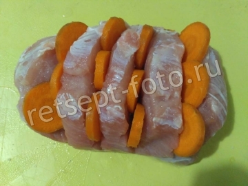 Буженина из свинины с морковью и майонезом в фольге