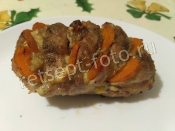 Буженина из свинины с морковью и майонезом в фольге