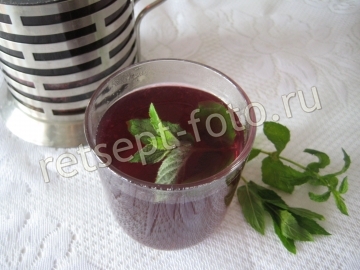 Чай с черникой и мятой
