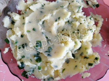 Чебуреки с картошкой (заварное тесто)