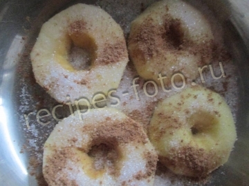 Десерт из яблок и творога
