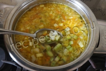 Детский суп с овсянкой и овощами для ребенка 1 год
