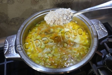 Детский суп с овсянкой и овощами для ребенка 1 год