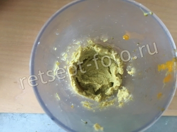 Пюре из кролика с чечевицей и овощами