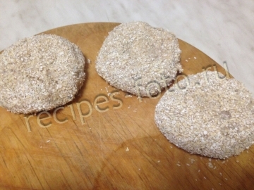 Диетические котлеты из курицы с творогом