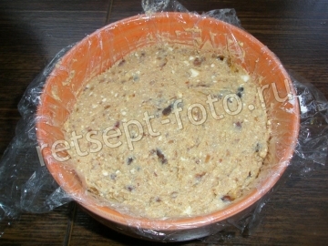Диетический десерт из творога с финиками