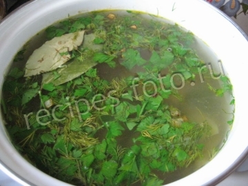 Диетический суп со стручковой фасолью и яйцом без мяса
