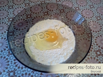 Домашние пельмени на пельменнице с мясом и из теста на воде
