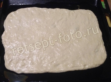 Домашняя дрожжевая пицца с ветчиной