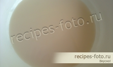Домашняя пицца с курицей и сыром