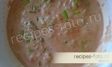 Домашняя пицца с курицей и сыром