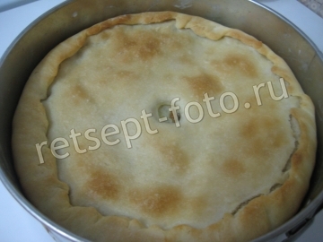 Дрожжевой пирог с опятами и картошкой