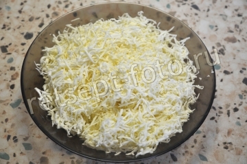 Еврейская закуска на помидорах