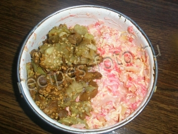 Фаршированные баклажаны с фаршем и овощами в духовке