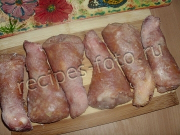 Фаршированные куриные ножки сыром без грибов