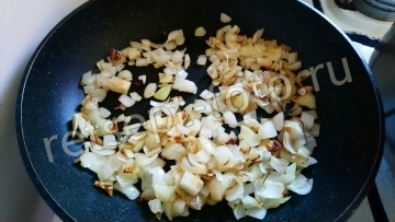 Фасоль с овощами и сыром