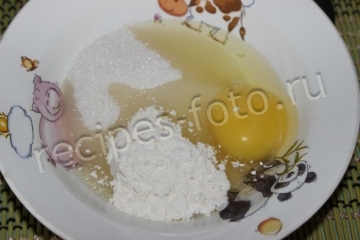 Французские булочки с изюмом и заварным кремом