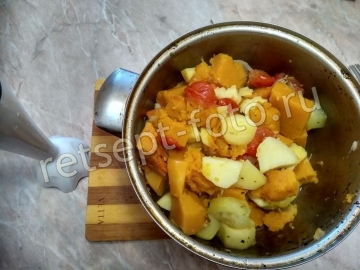 Голландский суп-пюре из тыквы и картофеля с мясом