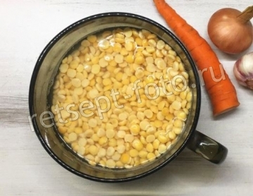 Гороховый суп с копченой курицей