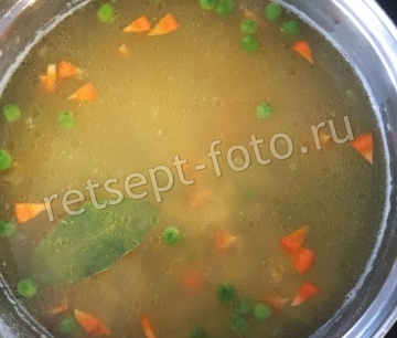 Гороховый суп с копченой курицей