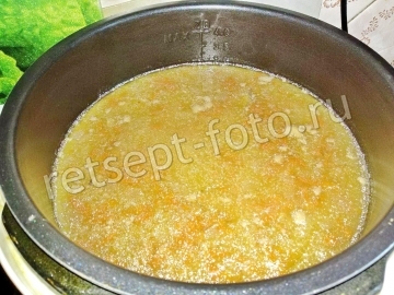 Гороховый суп с ребрышками в мультиварке